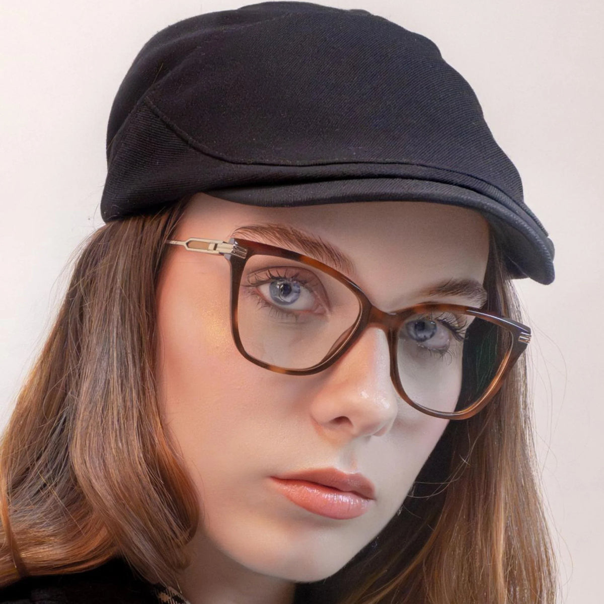 Lens House Premium Collection - Elaris